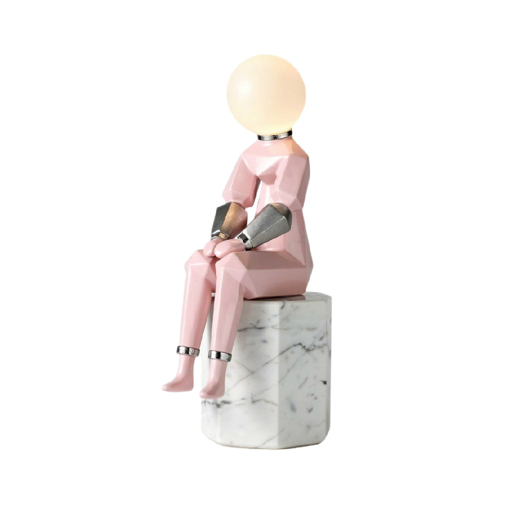 **Luminária Decorativa em Formato de Figura Humana com Base de Mármore**